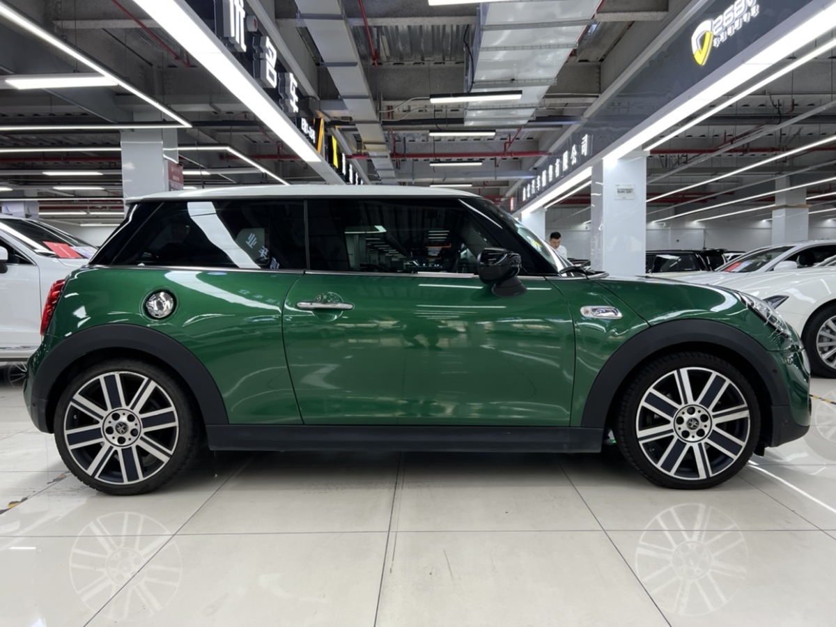 2020年9月MINI MINI  2020款 2.0T COOPER S 賽車(chē)手