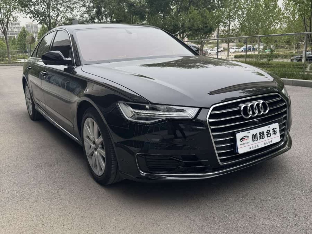 奧迪 奧迪A4L  2018款 30周年年型 30 TFSI 進(jìn)取型圖片