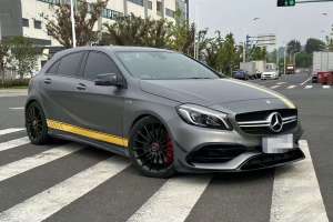 奔驰A级AMG 奔驰 AMG A 45 4MATIC 暗夜雷霆限量版