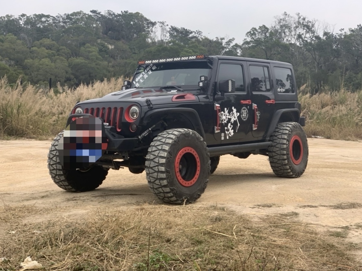 Jeep 牧馬人  2014款 3.0L Sahara 四門版圖片