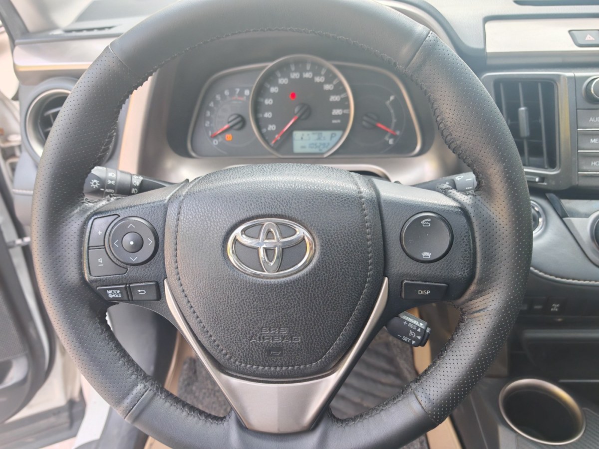 2014年11月豐田 RAV4  2004款 1.8 三門版