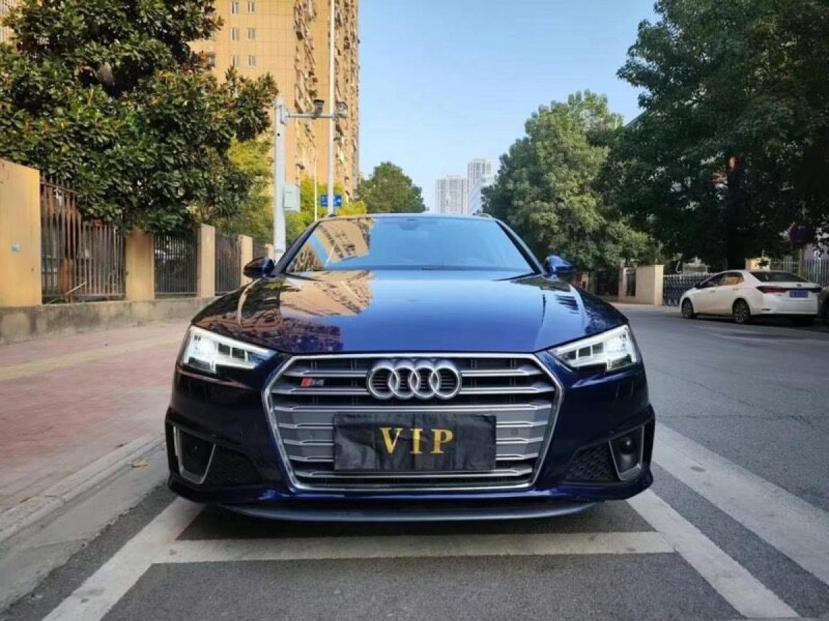 奧迪 奧迪A4  2020款 Avant 先鋒派 40 TFSI 時尚動感型圖片