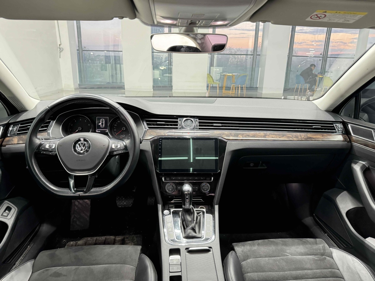 大眾 邁騰  2017款 330TSI DSG 豪華型圖片