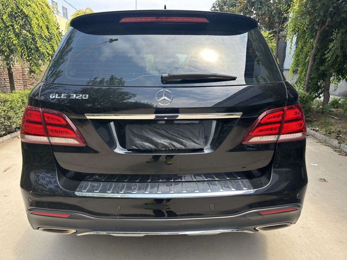 2018年4月奔馳 奔馳GLE  2018款 GLE 320 4MATIC 動感型臻藏版