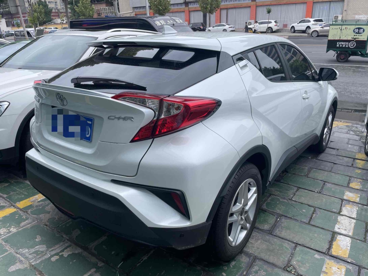 豐田 C-HR  2023款 2.0L 舒適版圖片