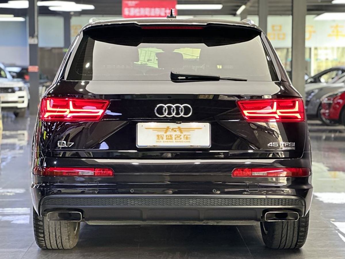 2019年2月奧迪 奧迪Q7  2018款 45 TFSI S line運動型