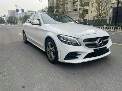 2019年3月 奔馳 奔馳C級 改款 C 260 L 4MATIC 運動版圖片