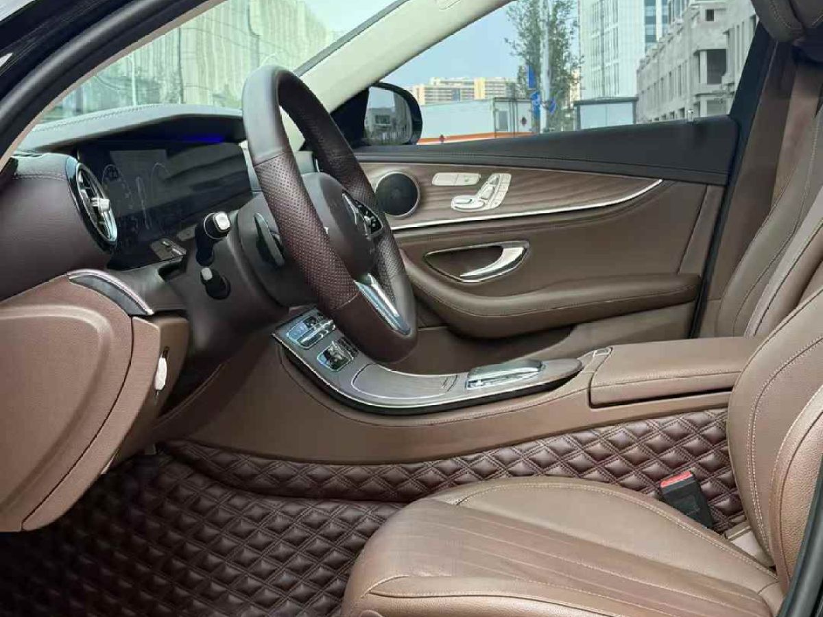 奔馳 奔馳E級  2020款 E 350 L 運動型 4MATIC圖片