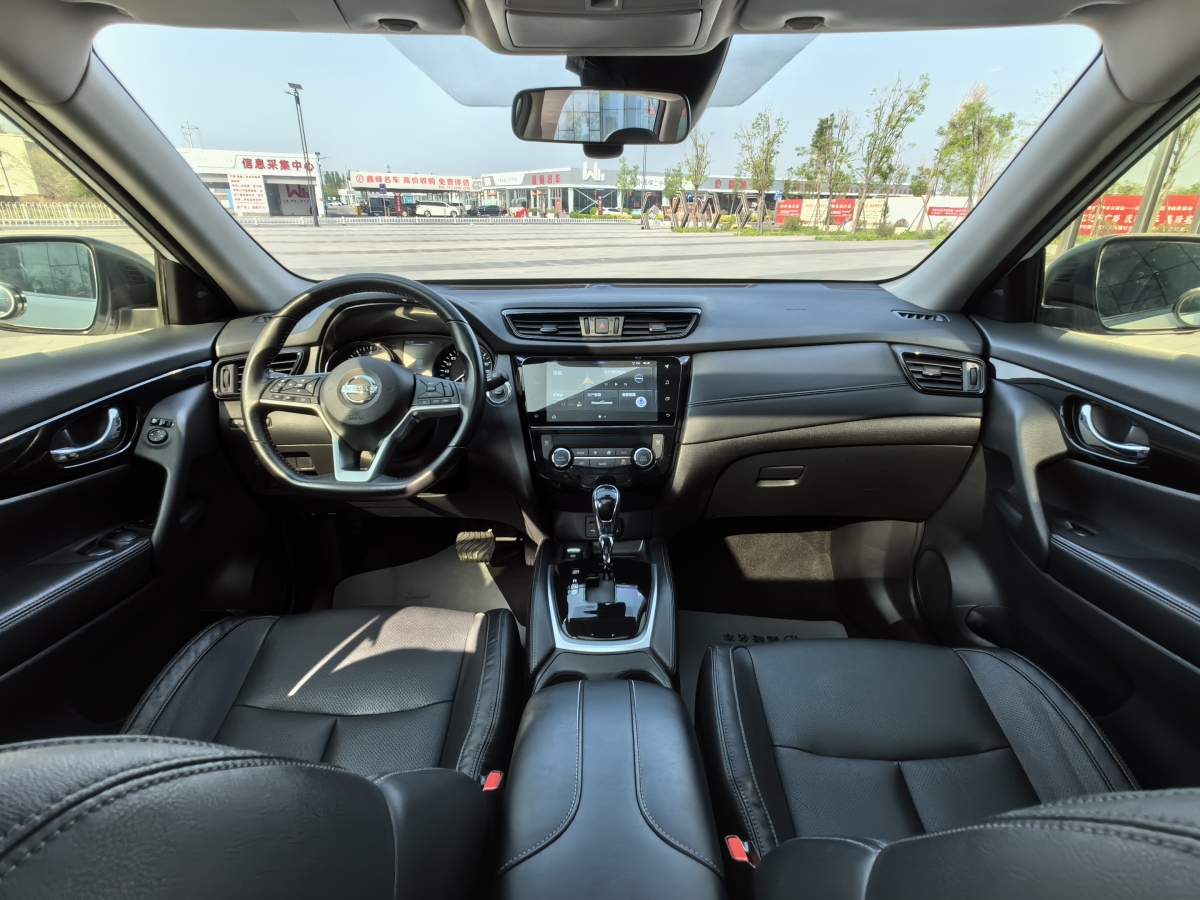 2020年5月日产 奇骏  2017款 2.0L CVT舒适版 2WD