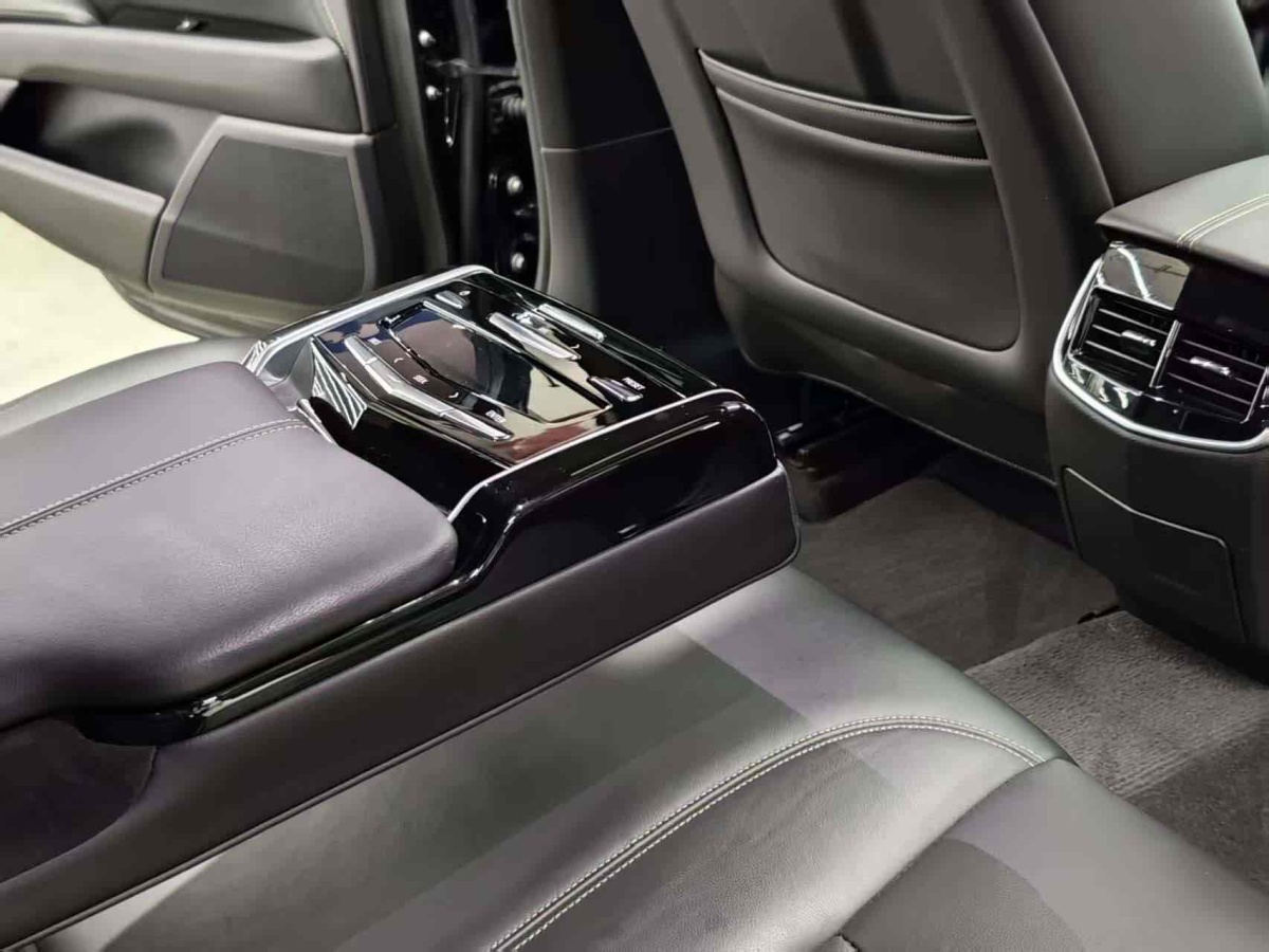 凱迪拉克 XTS  2018款 28T 精英型圖片