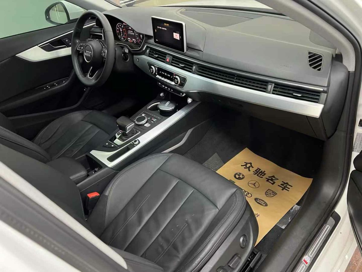 奧迪 奧迪A4L  2019款 35 TFSI 進(jìn)取型 國V圖片