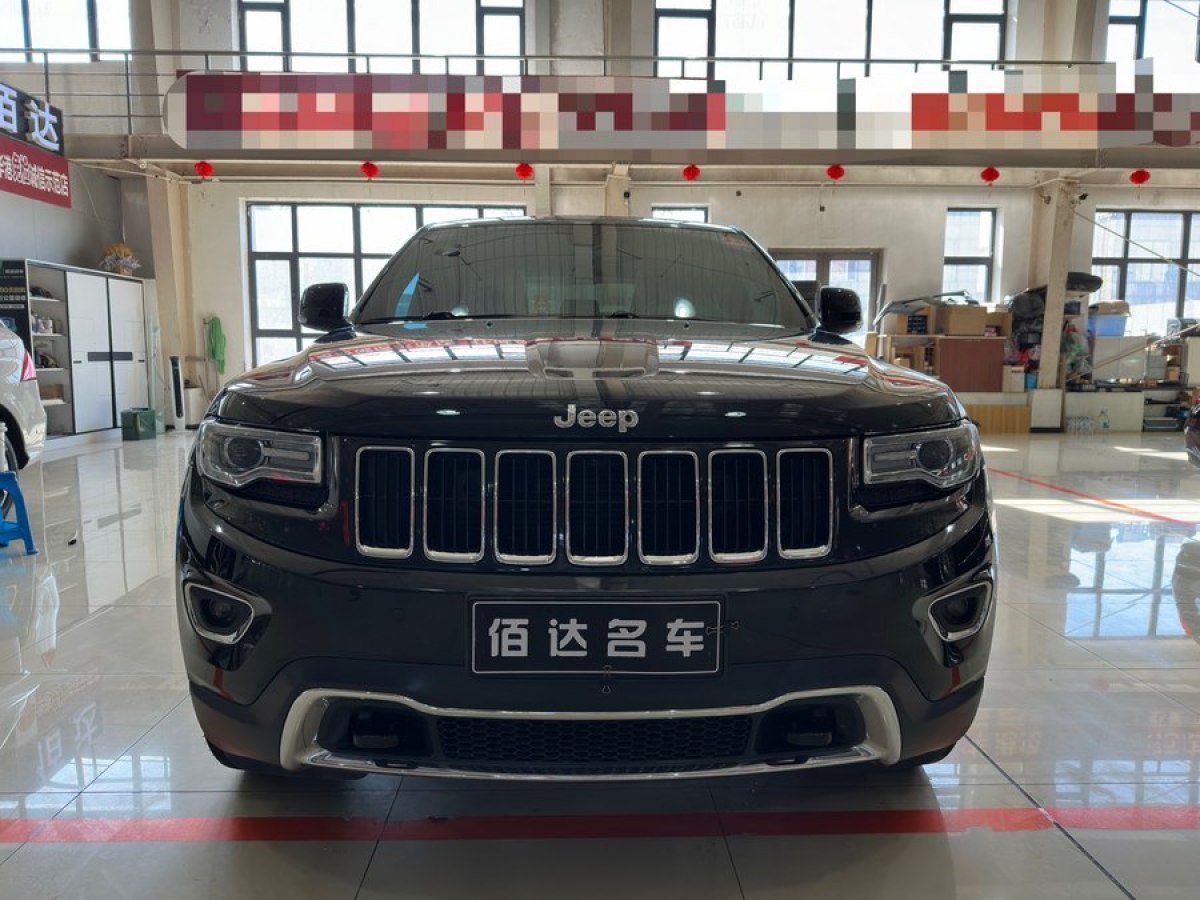 Jeep 大切諾基  2016款 3.0L 舒享導(dǎo)航版圖片