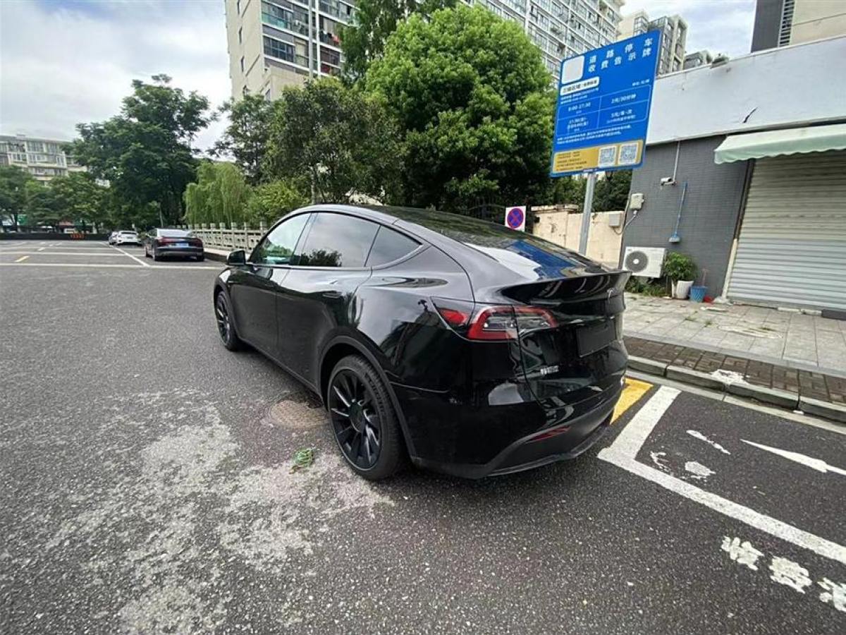 特斯拉 Model Y  2022款 后輪驅(qū)動(dòng)版圖片