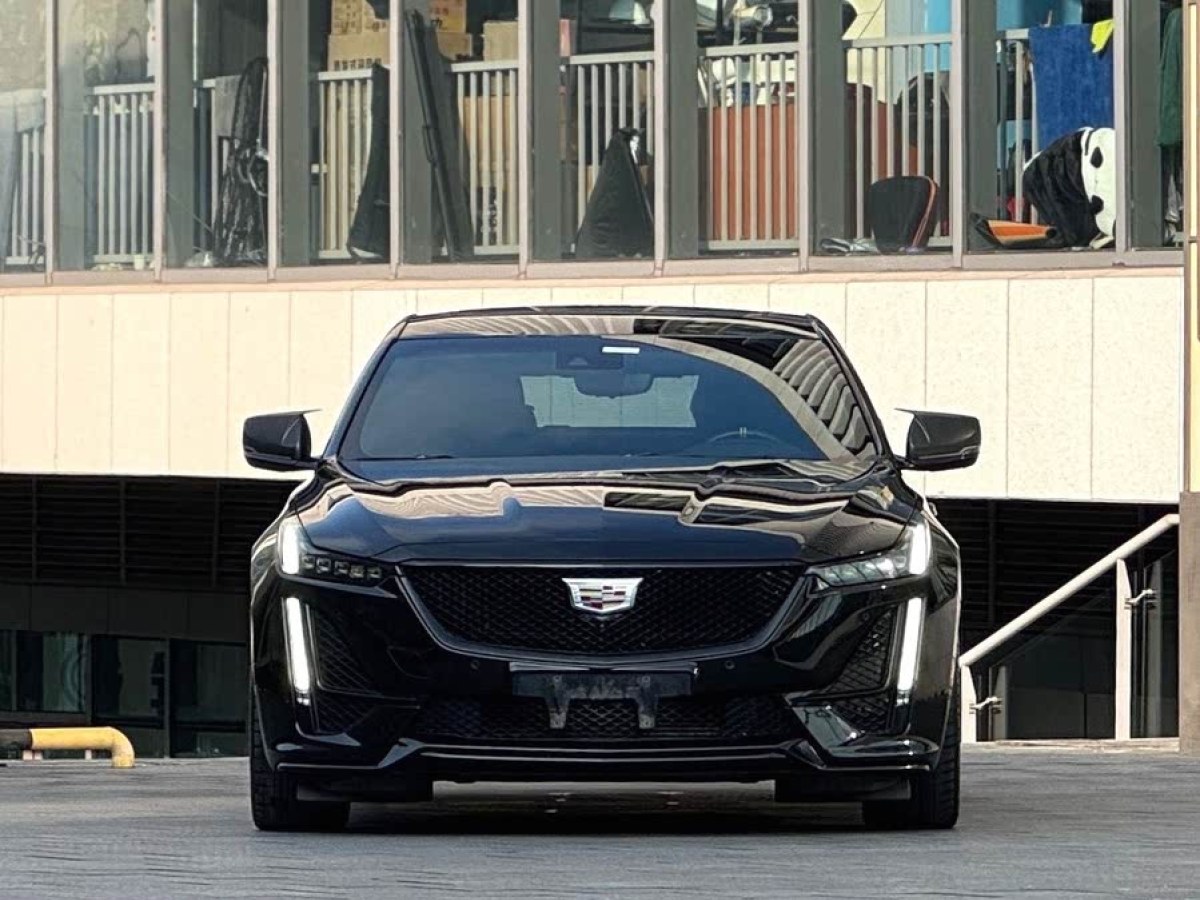 凱迪拉克 CT5  2021款 28T 鉑金運動型圖片