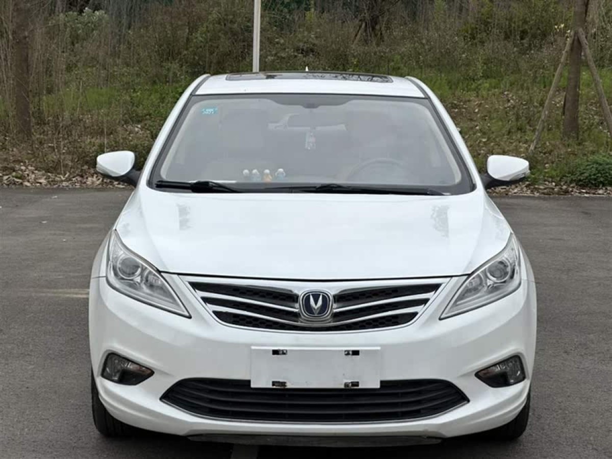 長(zhǎng)安 逸動(dòng)  2015款 1.6L 自動(dòng)豪華型圖片