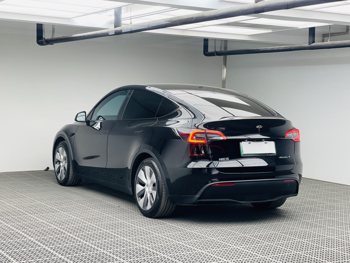 特斯拉 Model Y  2022款 改款 后輪驅(qū)動(dòng)版圖片