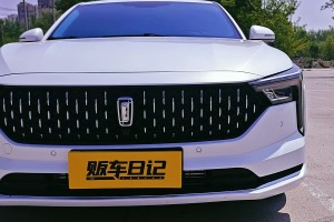 B70 奔騰 1.5T 自動(dòng)悅享型70周年紀(jì)念版