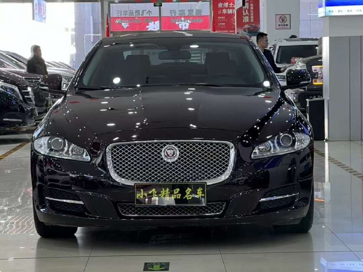 捷豹 XJ  2014款 XJL 3.0 SC 兩驅(qū)尊享商務(wù)版圖片