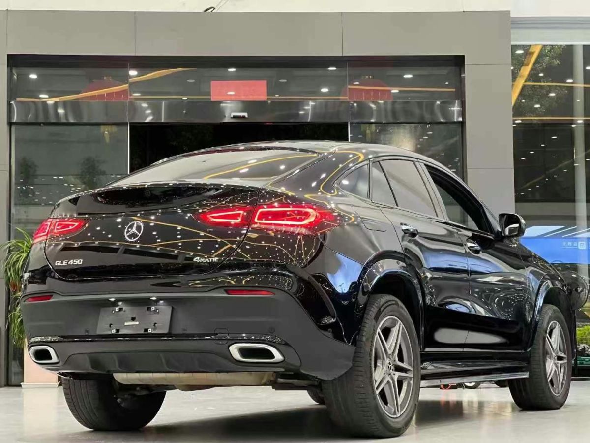 奔馳 奔馳GLC  2022款 GLC 300 4MATIC 轎跑SUV圖片