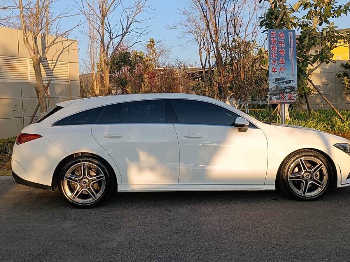 奔馳 奔馳CLA級(jí)  2022款 改款 CLA 200 獵跑車圖片