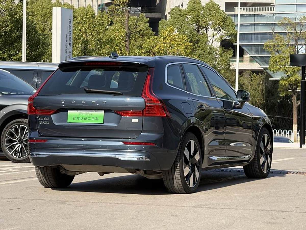 沃爾沃 XC60新能源  2024款 T8 插電混動 長續(xù)航四驅智雅豪華版圖片