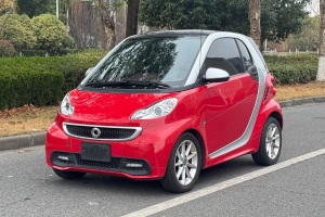 fortwo smart 1.0 MHD 硬頂激情版