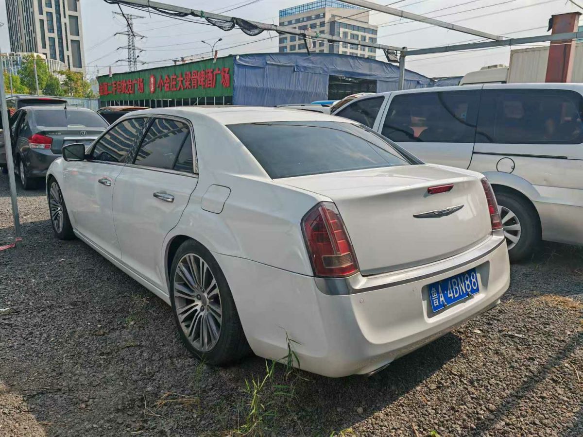 克萊斯勒 300C  2013款 3.6L 尊崇版圖片