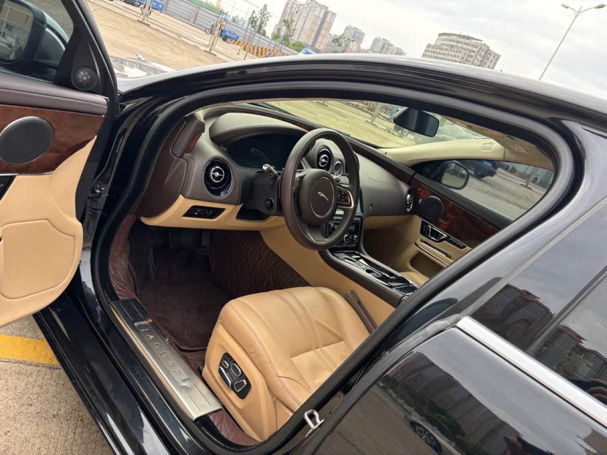 捷豹 XJ  2014款 XJL 3.0 SC 兩驅尊享商務版圖片