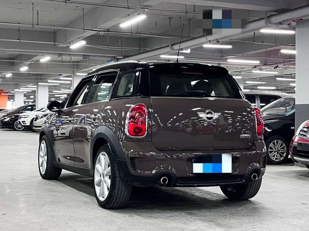 MINI COUNTRYMAN  2013款 1.6T COOPER S ALL4 滑雪版圖片