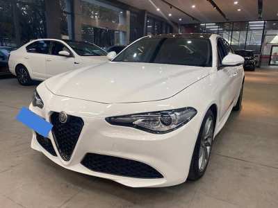 2017年8月 阿爾法·羅密歐 Giulia 2.0T 200HP 豪華版圖片