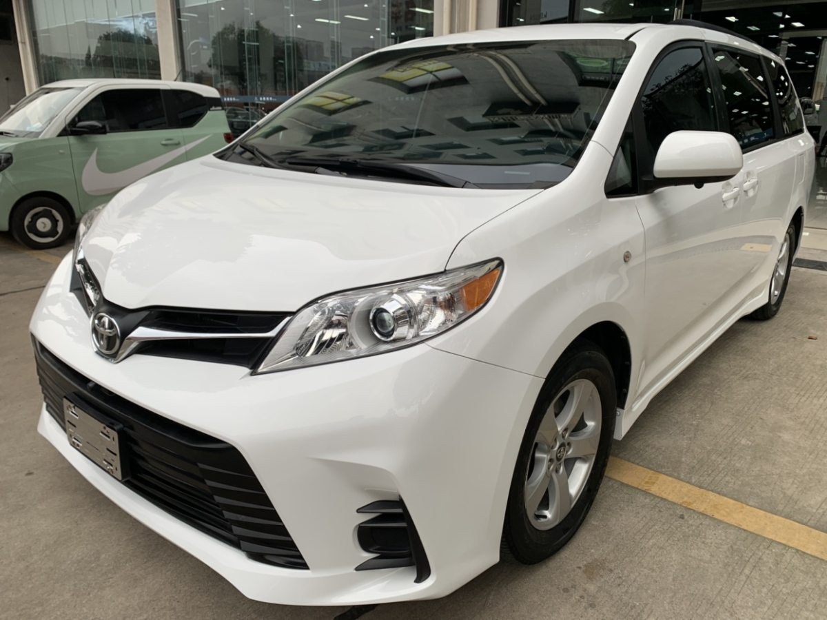 2019款 豐田 塞納 sienna 3.5l兩驅le圖片