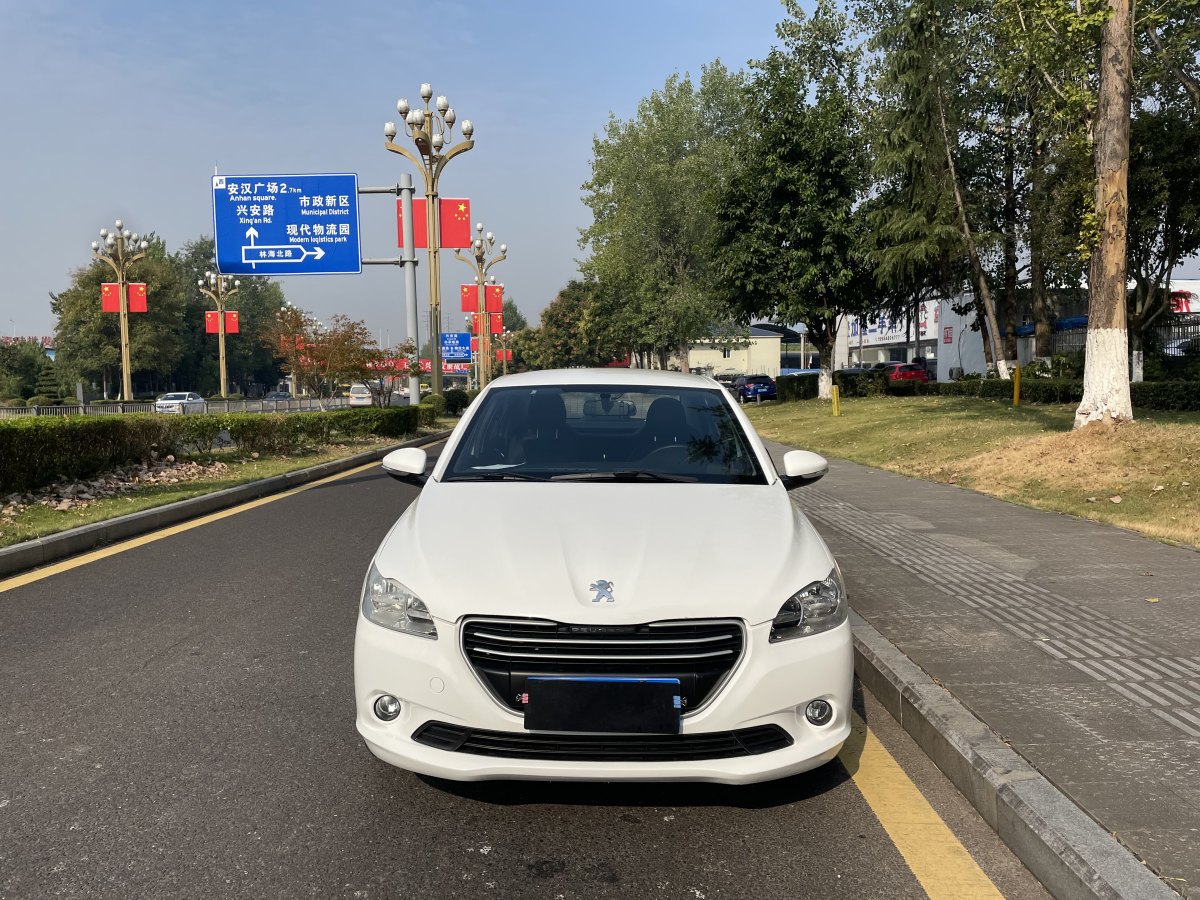 標致 301  2014款 1.6L 手動豪華版圖片