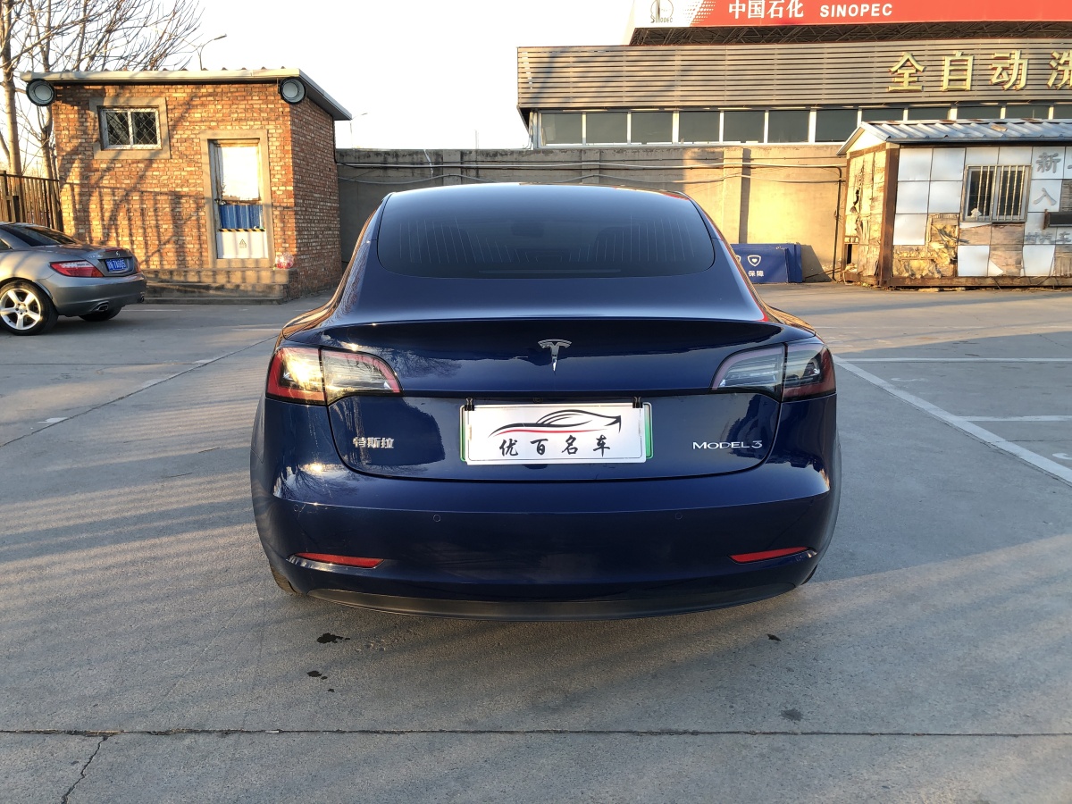 特斯拉 Model 3  2019款 標(biāo)準(zhǔn)續(xù)航后驅(qū)升級(jí)版圖片