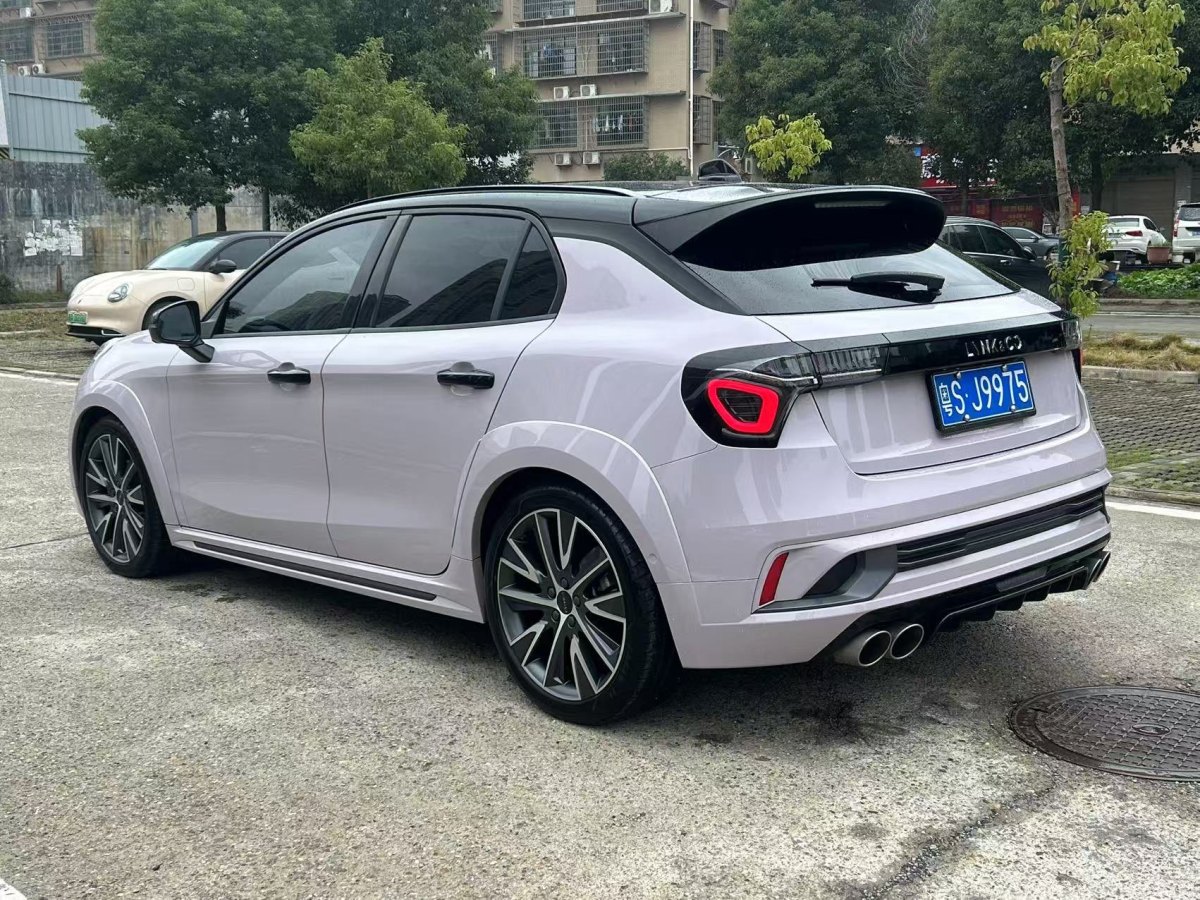 領(lǐng)克 領(lǐng)克02 Hatchback  2022款 2.0TD Pro圖片