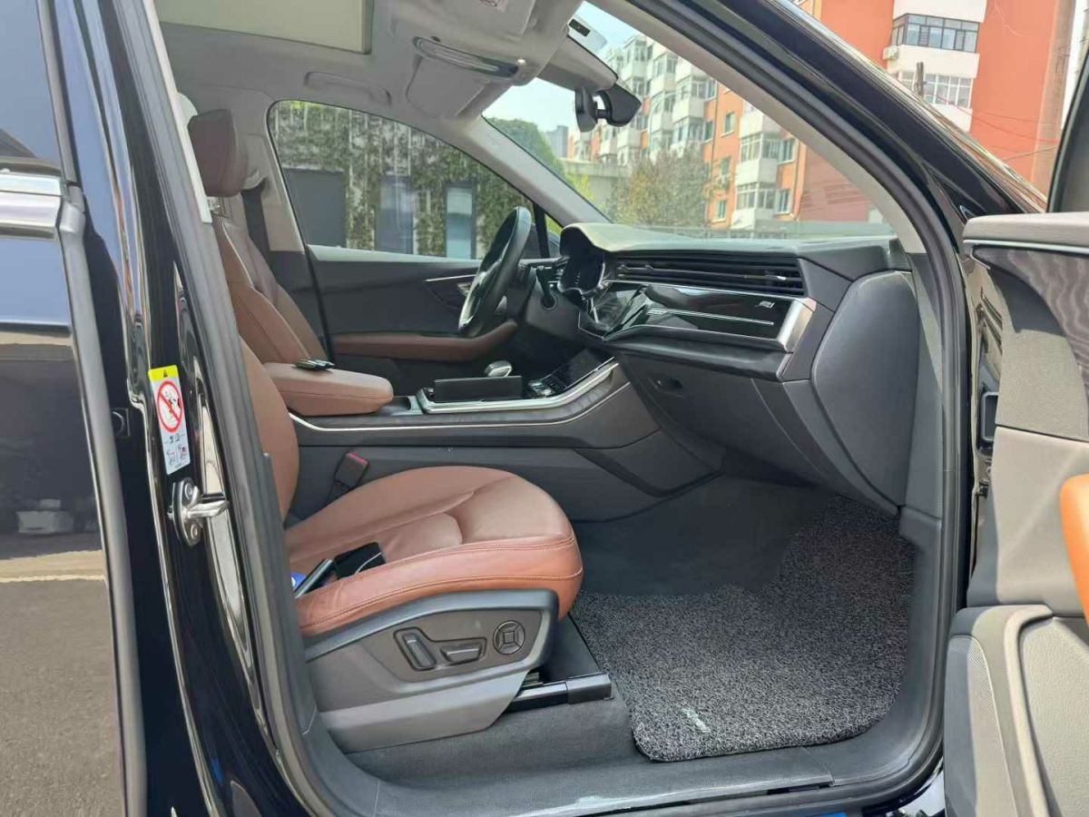 奧迪 奧迪Q7  2020款 45 TFSI quattro S line運(yùn)動限量版圖片