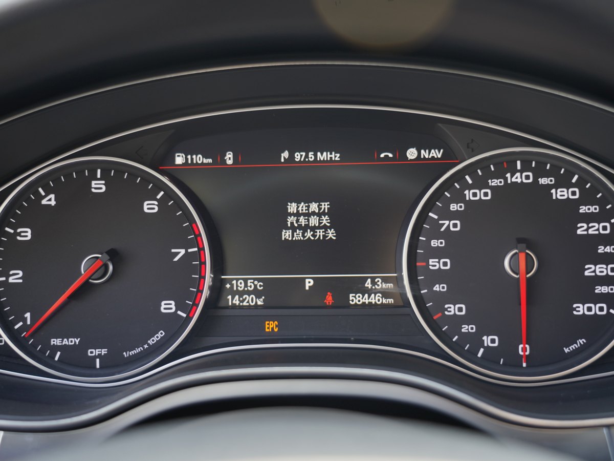 奧迪 奧迪A6L  2018款 TFSI 進(jìn)取型圖片