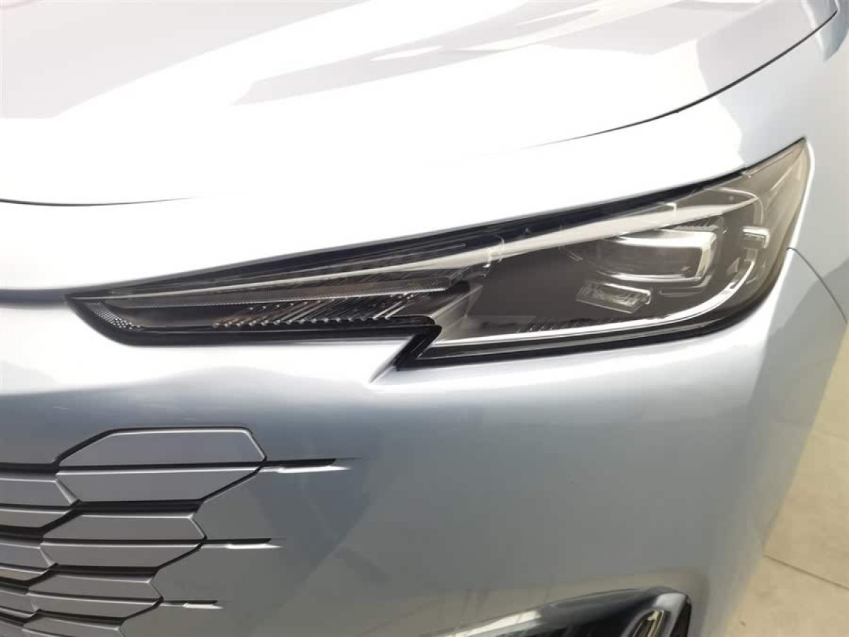 長安 長安UNI-K  2021款 2.0T 尊貴型圖片