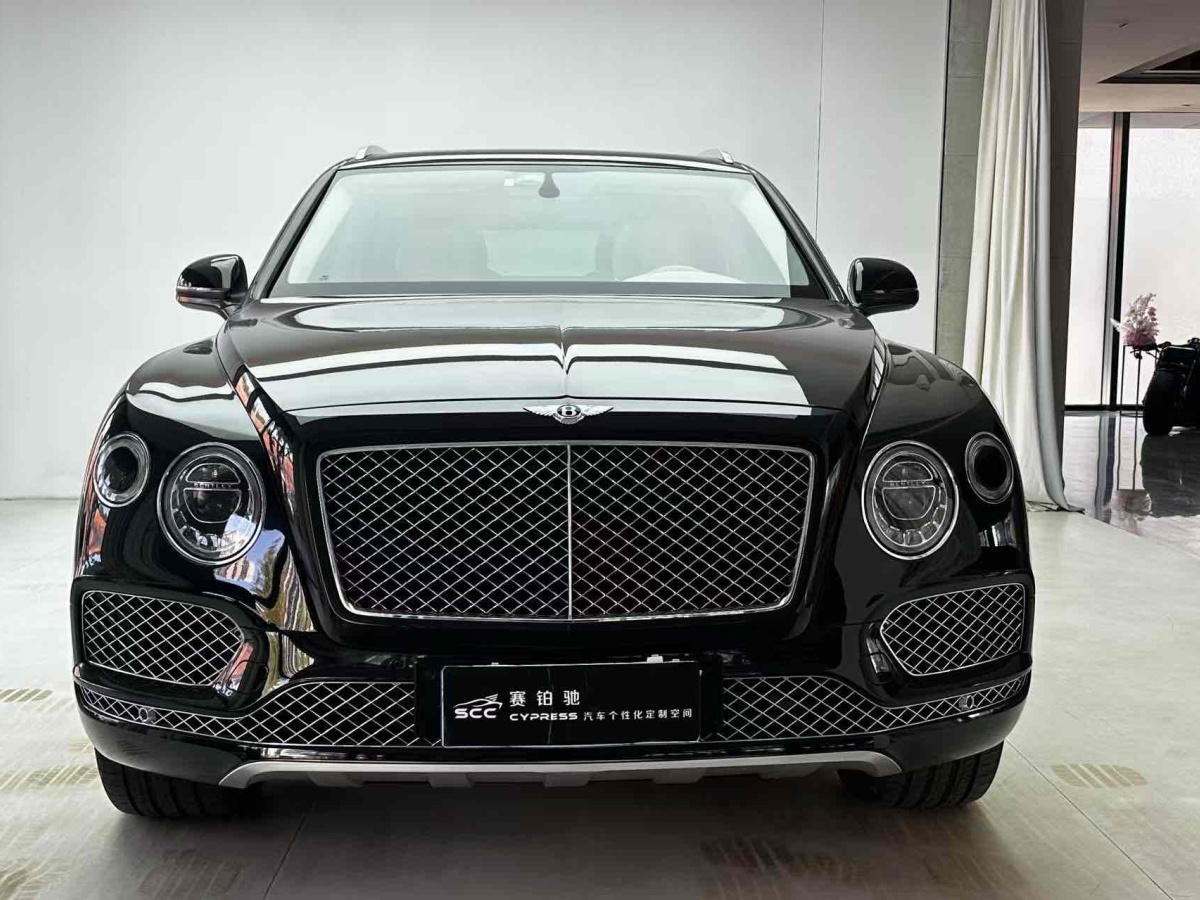 賓利 添越  2024款 4.0T V8圖片
