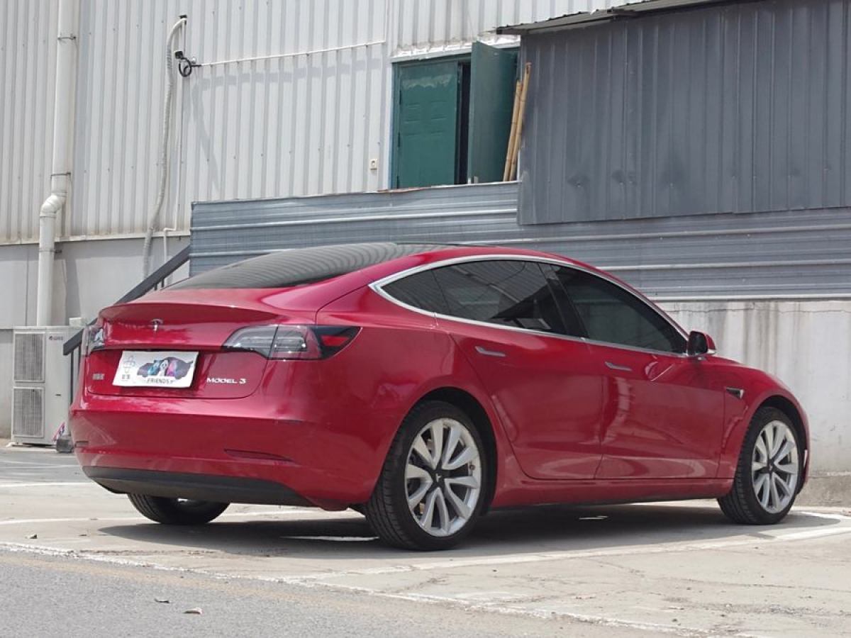 特斯拉 Model 3  2019款 標(biāo)準(zhǔn)續(xù)航后驅(qū)升級版圖片