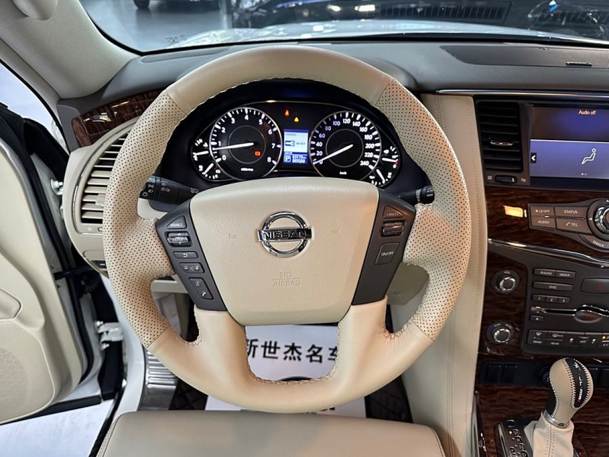 日產(chǎn) 途樂(lè)  2018款 4.0L 旗艦型圖片