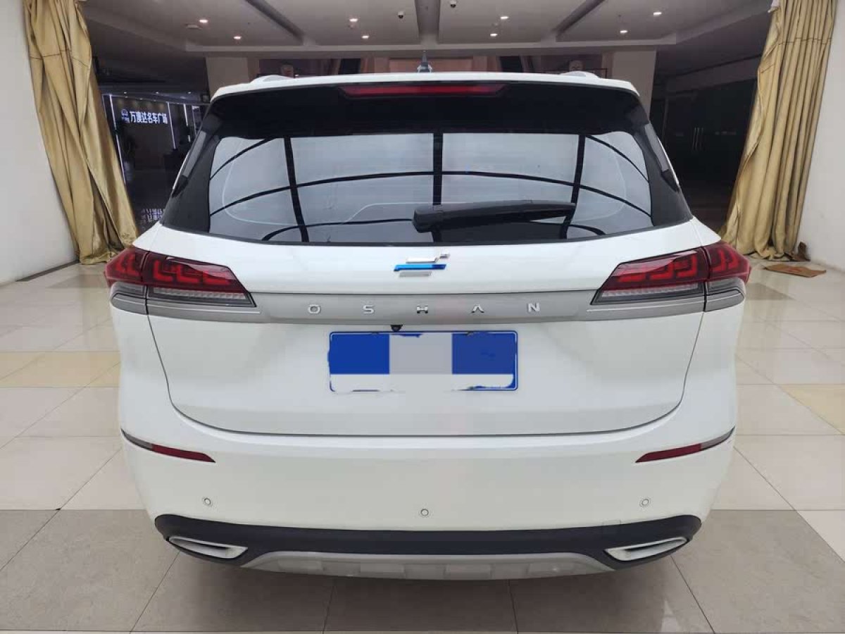 長(zhǎng)安歐尚 X7  2020款 1.5T 自動(dòng)尊貴型圖片