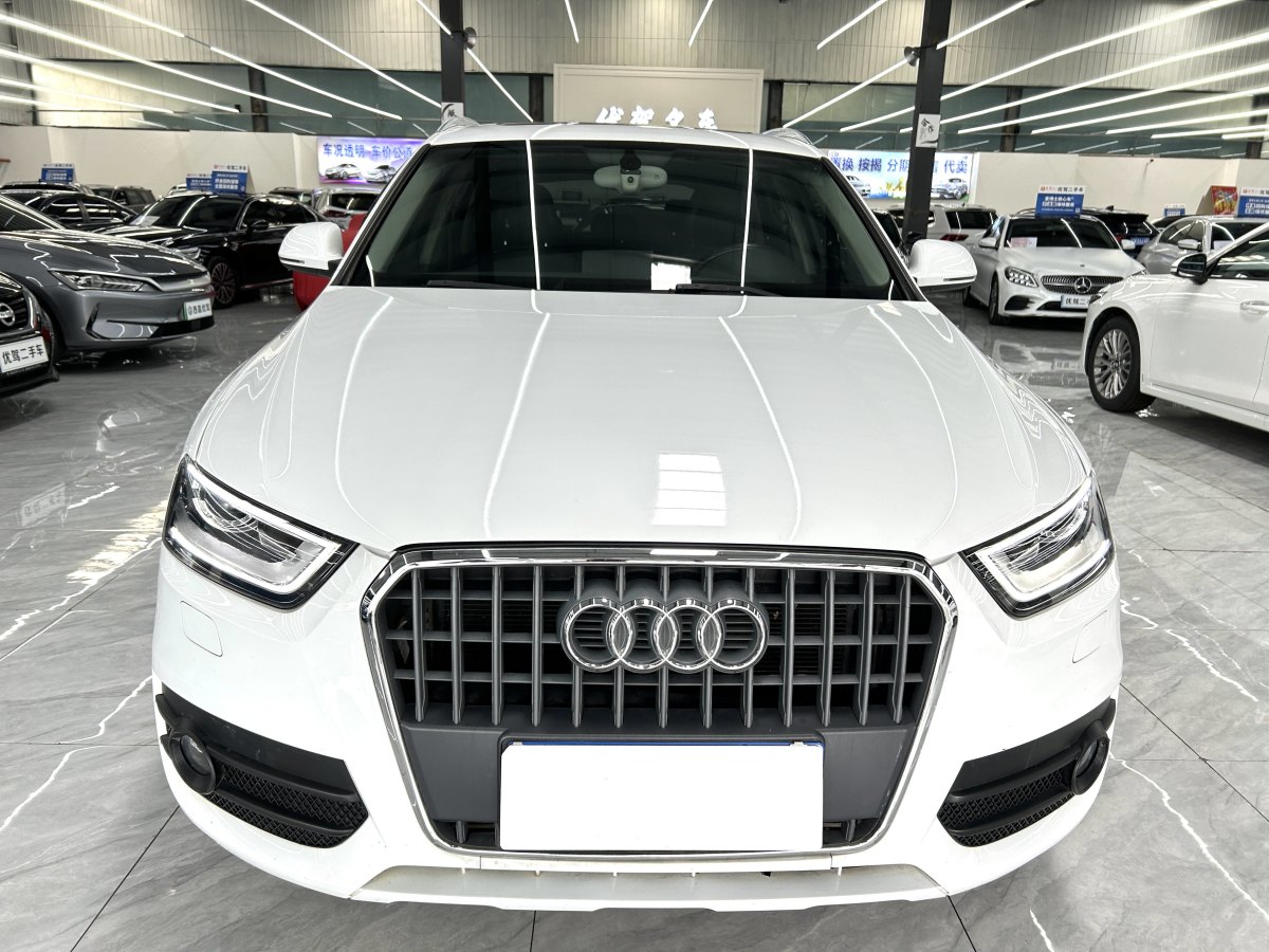 2014年2月奧迪 奧迪Q3  2013款 35 TFSI quattro 技術(shù)型