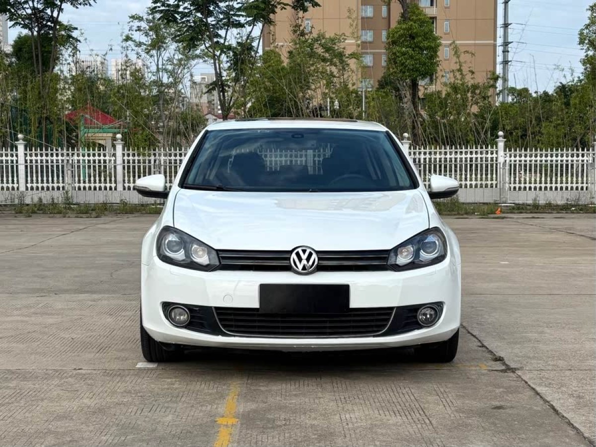 大眾 高爾夫  2011款 1.4TSI 自動(dòng)豪華型圖片