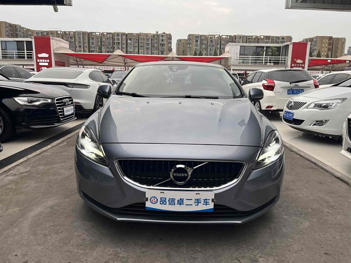 沃爾沃 V40  2018款 T3 智逸版圖片