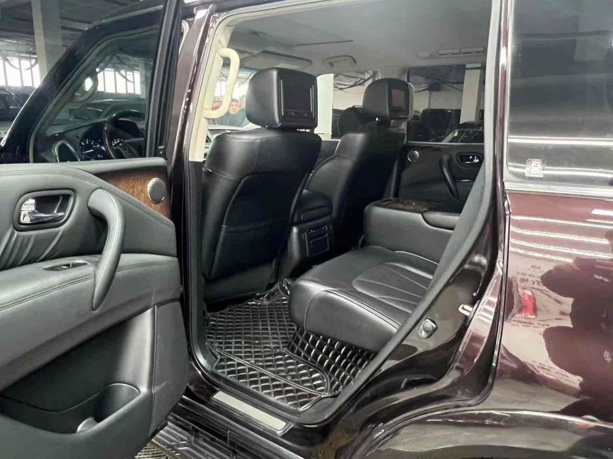 英菲尼迪 QX  2011款 QX56圖片