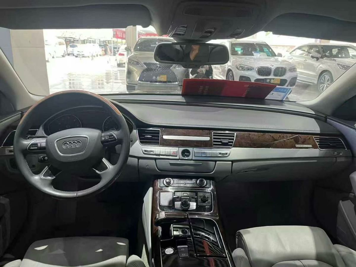 奧迪 奧迪A8  2012款 A8L 45 TFSI quattro舒適型圖片