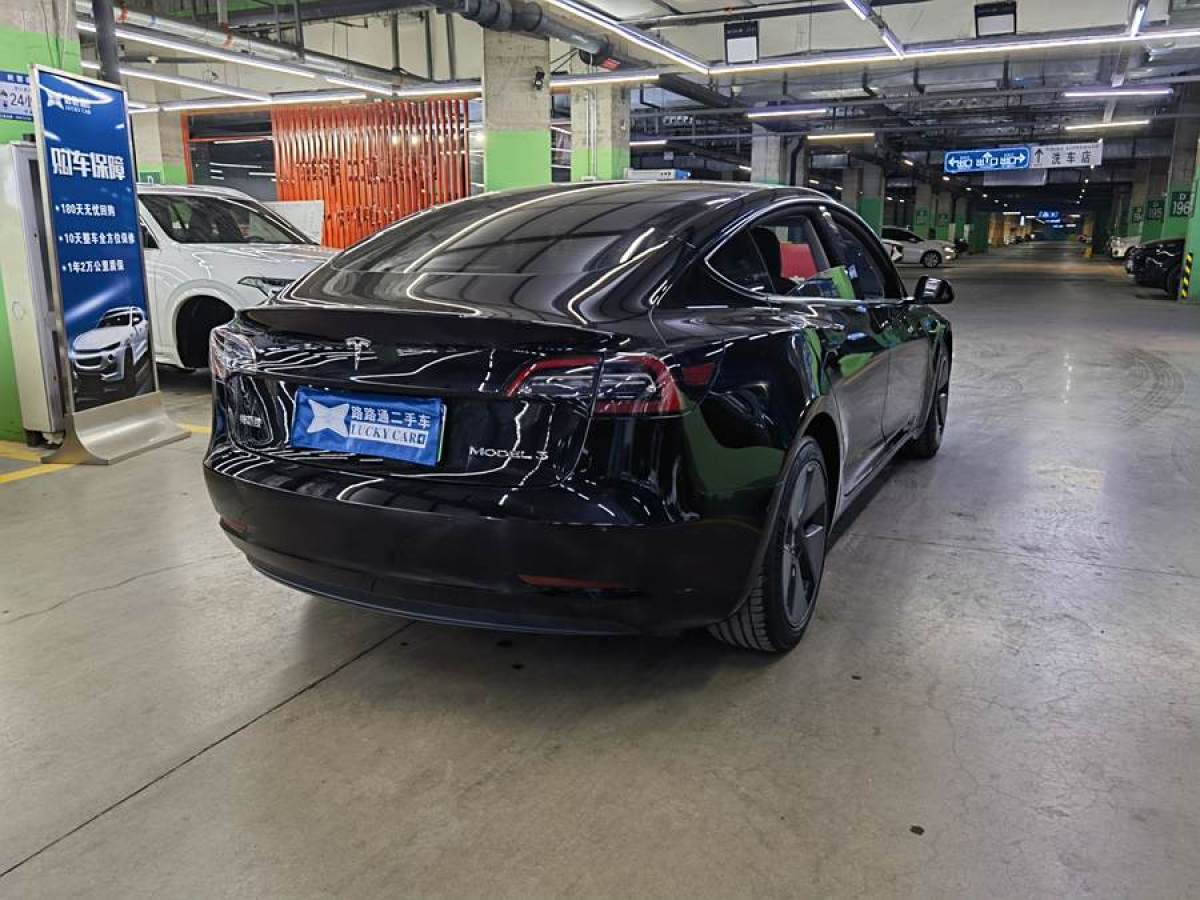 特斯拉 Model 3  2021款 改款 標(biāo)準(zhǔn)續(xù)航后驅(qū)升級(jí)版圖片