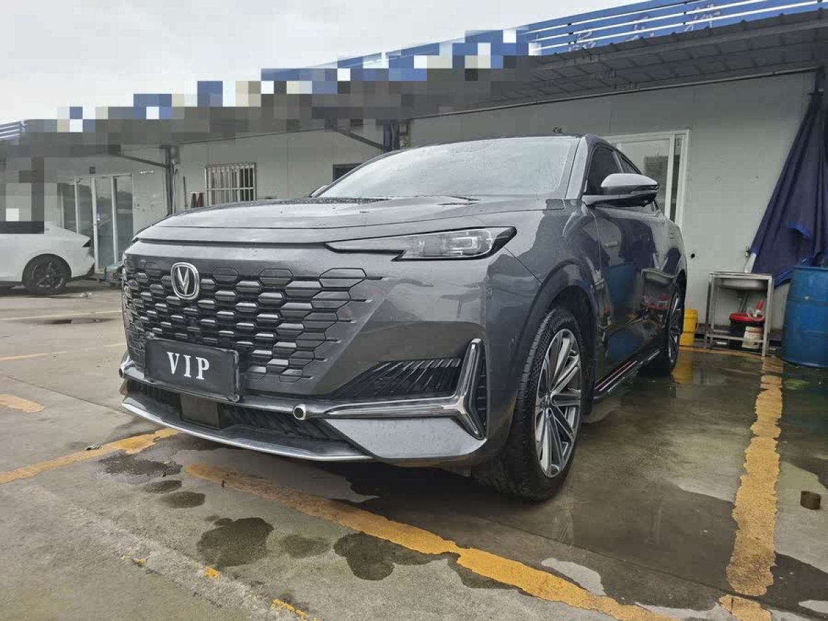 長安 長安UNI-K  2021款 2.0T 尊貴型圖片