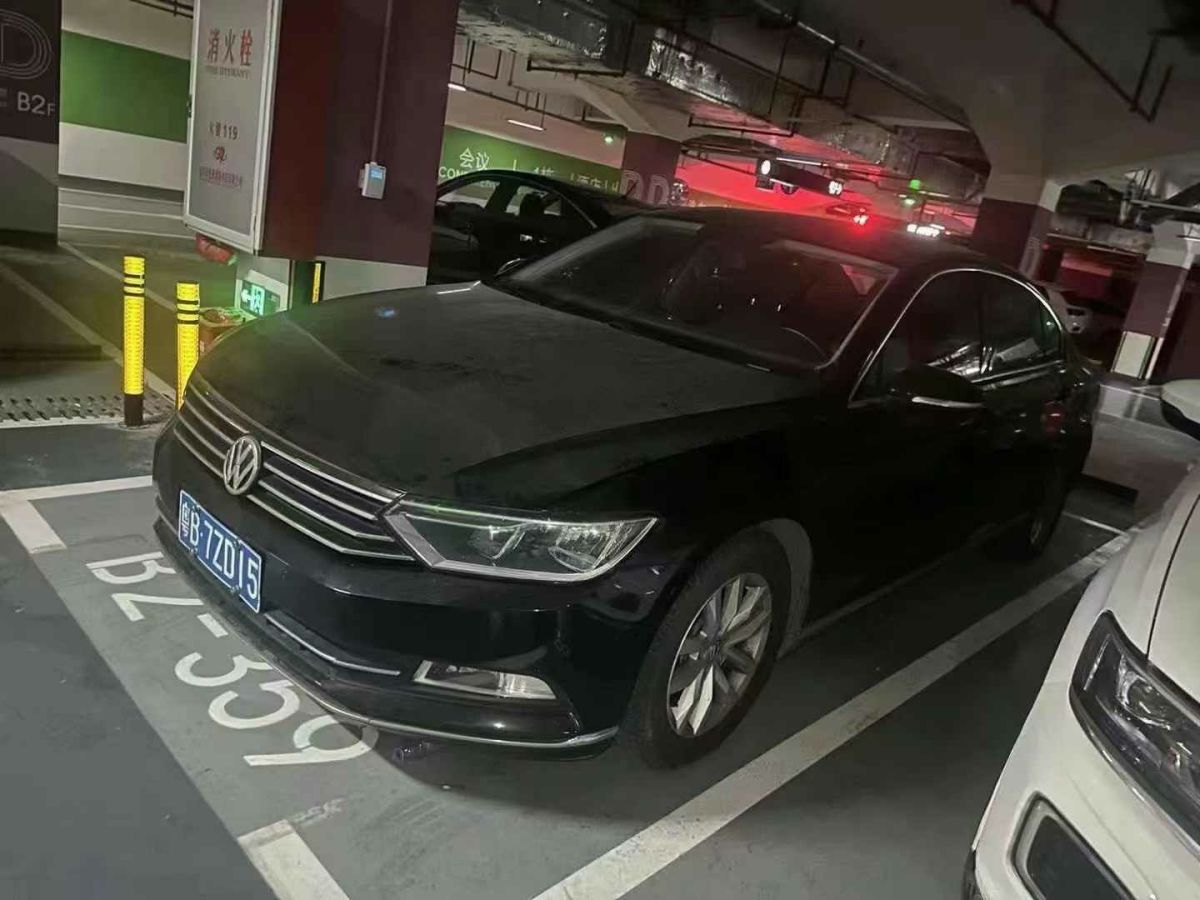 大眾 邁騰  2020款 280TSI DSG 領(lǐng)先型圖片