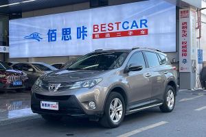 RAV4荣放 丰田 2.0L CVT四驱新锐版